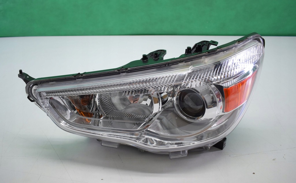 1173Aa Buy Thermostat 8-97300790-2 8973007902 for Hitachi Excavator