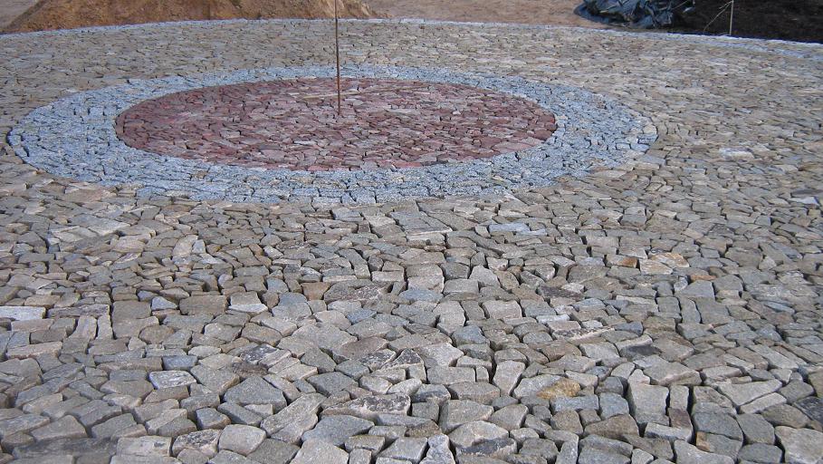 KOSTKA GRANITOWA NIEREGULARNA ŁUPEK GRANIT