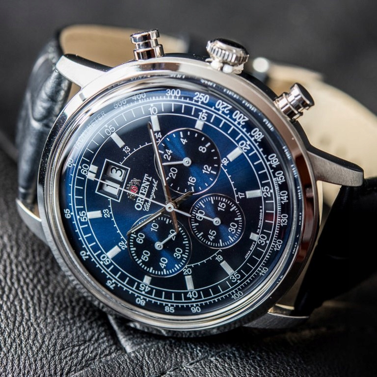ORIENT FTV02003D0. Quartz Chronograph. 5 BAR.