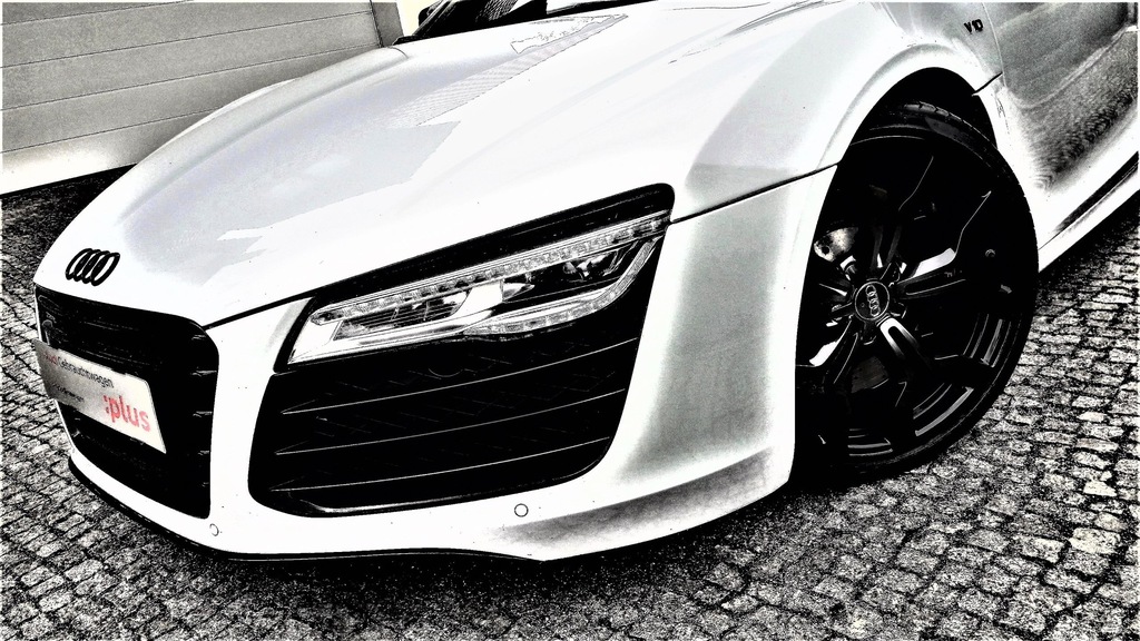 AUDI R8 SPYDER 5.2V10 600KM CARBON MATRIX POLIFT.