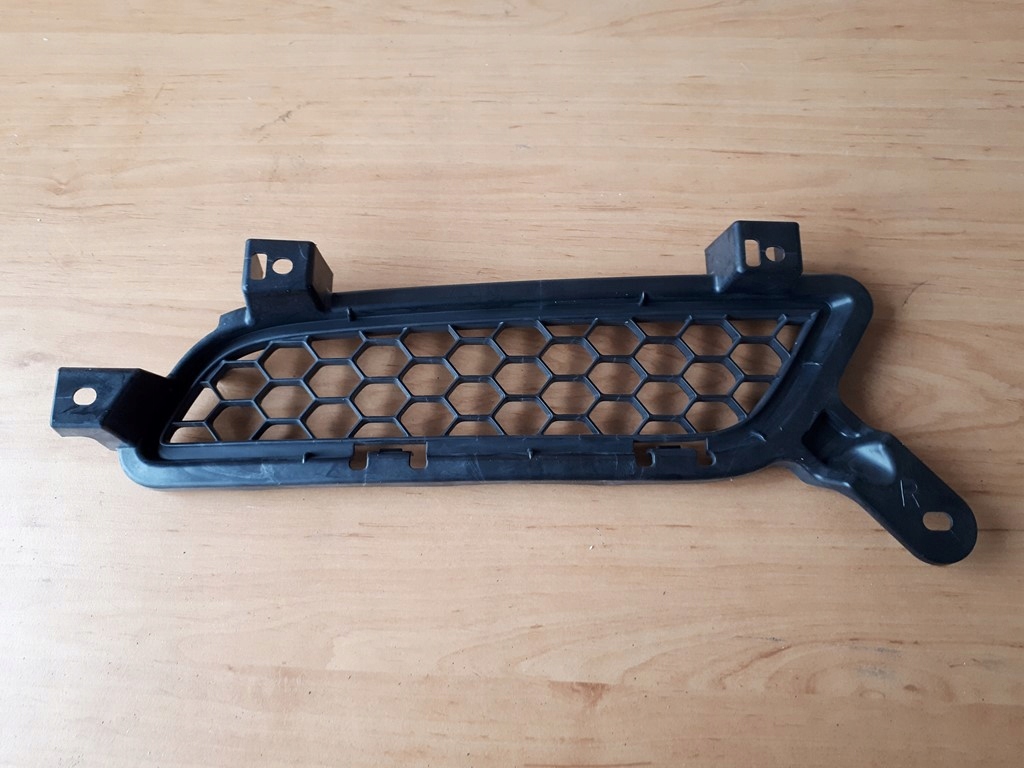MITSUBISHI LANCER X 08-13 SPORTBACK grid right