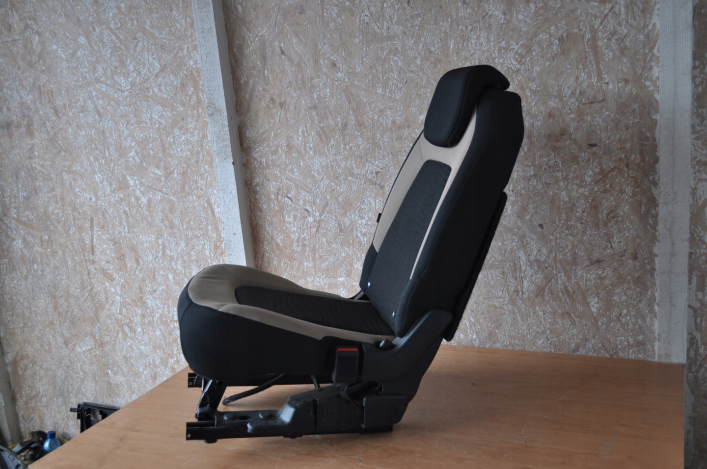 C4 PICASSO II 13- Sitz rechts heck II RZAD