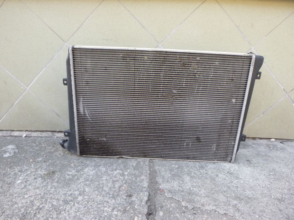 GOLF V A3 TOURAN JETTA water cooler 1K0121251AL