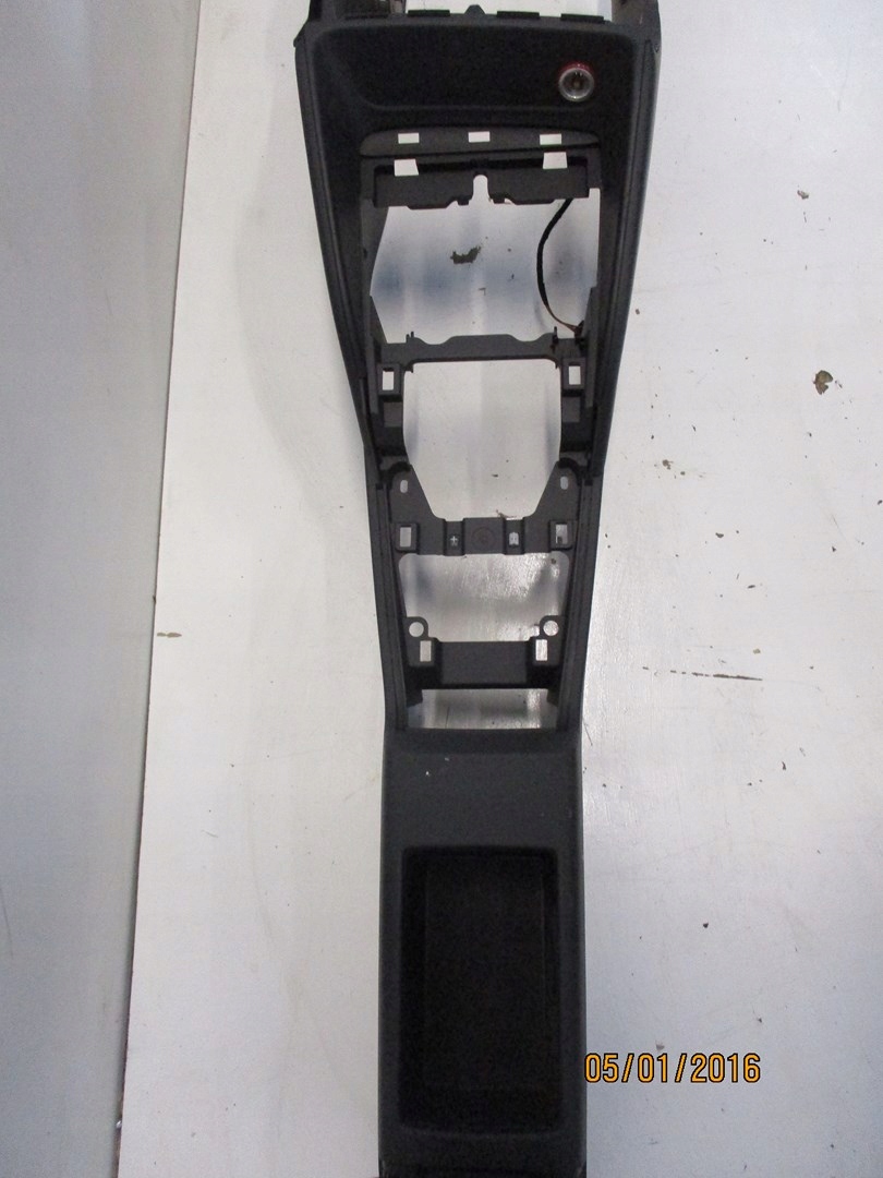 Tunel mitte Audi A3 8V0 Leder