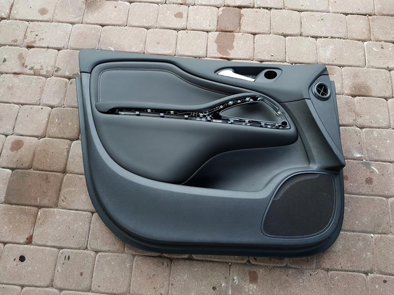 side front front skorzany leather Opel Zafira C