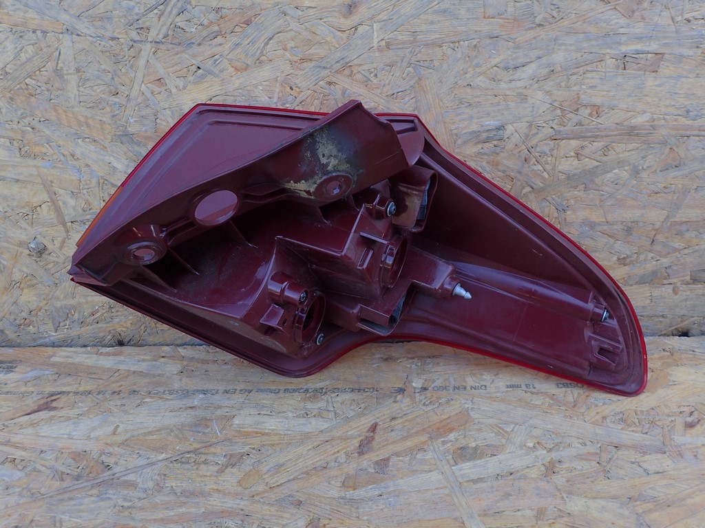 light left rear left rear part TOYOTA RAV4 IV 2012-2015