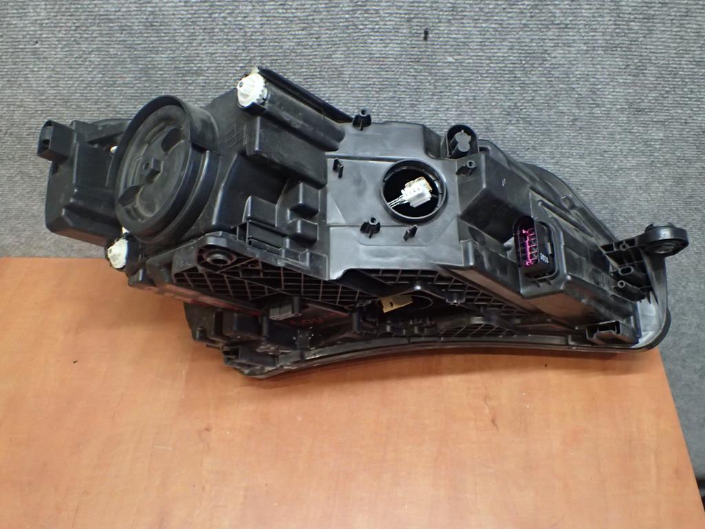 light front left SKODA SUPERB III BI-XENON SKR