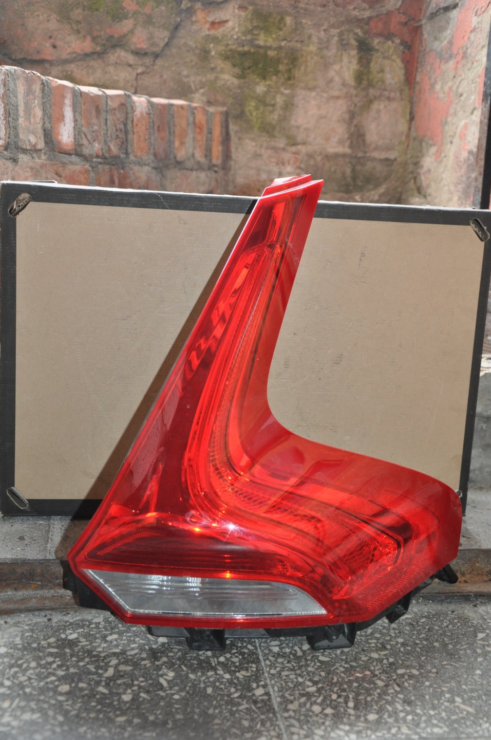 Volvo XC40 Rückleuchte Rearlamp - Thumbnail 1
