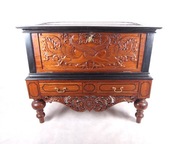 Sztuka Chin Komoda na buty XX wiek