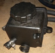 ZBIORNIK ZBIORNICZEK PLYNU WSPOMAGANIA BMW 520D