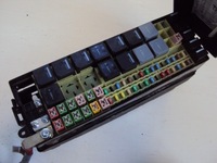 фото thumb №3, Коробка предохранителей range rover sport 05-