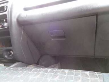 фото thumb №2, Кришка бардачок пасажира mazda 323p ba v 3d hb 96-