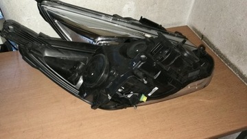 ФОНАРЬ ПРАВЫЙ ЛЕВЫЙ FORD FOCUS MK3 LIFT XENON LED