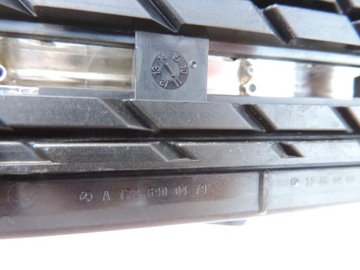 фото thumb №6, Планка права заглушка chr mercedes slk 172 крило