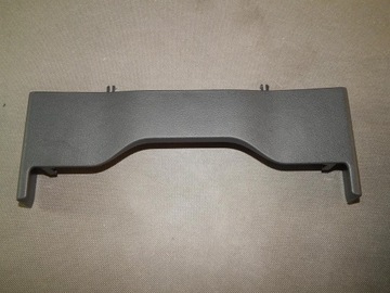 фото thumb №1, Vw touran 5t захист заглушка сидіння 5ta883392a