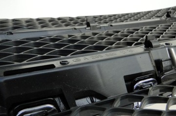 фото thumb №16, Mercedes c клас 205 amg решітка радіатора решітка na дистронік