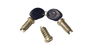 фото thumb №1, Fiat punto i 93- вкладыш замка дверь багажника замок