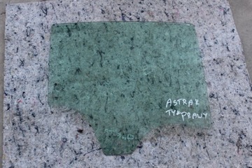 фото thumb №1, Стекло задняя задняя правая astra k 2015r