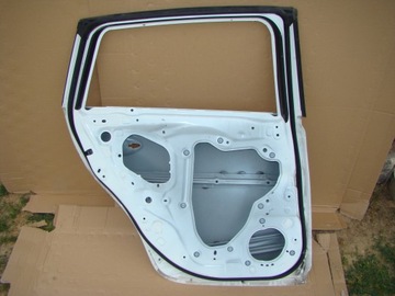 фото thumb №7, Mazda 6 gj kombi 13-17r. дверь левая задние d819