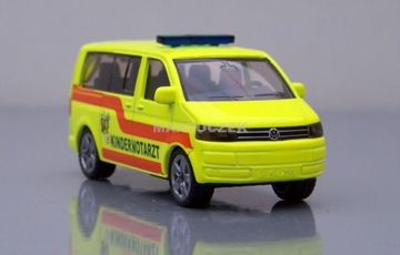 SIKU 1462 VOLKSWAGEN MULTIVAN POGOTOWIE DZIECIĘCE