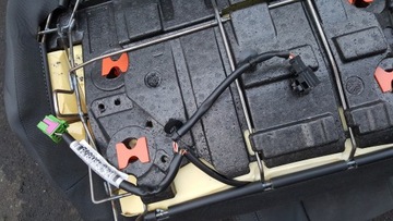 фото thumb №10, Заднє сидіння задня подушка безпеки задня audi a8 d4 з підігрівом alcantara оригінальний номер