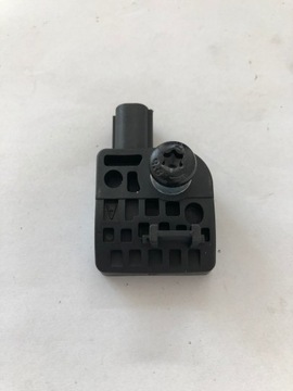 Tesla модель s датчик ударний 100527400b новий фото №1