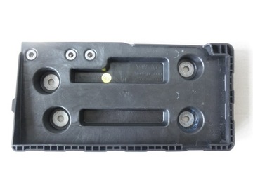Основа акумулятора 3q0804869 vw passat b8 фото №1