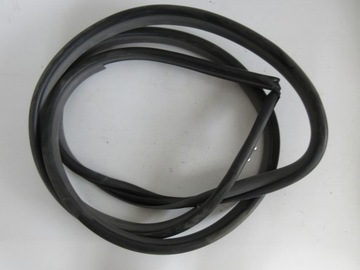 Prius plus прокладка двері задніх правий зад фото №1