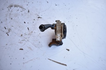 Volkswagen оригинальный номер 03c105q насос масла фото №1