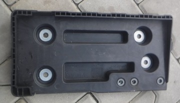 Vw passat b8 основа акумулятора 3q0804869 фото №1