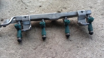 mazda 2 DE 07-14 1.3 1.5 b ФОРСУНКА топливная рейка