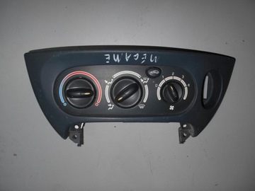 Panel ventilation renault megane a52100847n2, фото