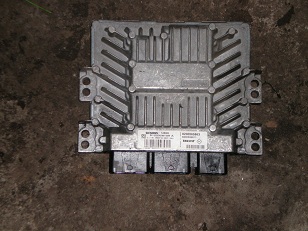 Renault megane scenic computer 1. 5dci, фото