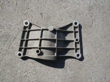 Audi a8 d3 3. 0tdi 4e0803808d support boxes, фото