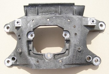 Audi a4 b8 a5 q5 кронштейн опора коробки 8k0399263ad, фото