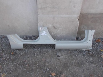 New cladding threshold right suzuki swift mk7 2010-, фото