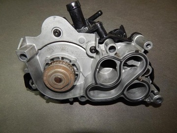 Vw tiguan 2 5na water pump 04e121042l, фото