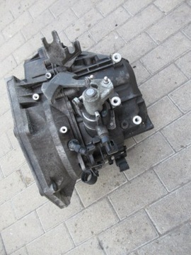 Gearbox opel insignia 2.0 cdti f40 2011 6b, фото