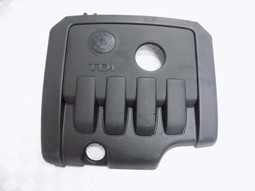 Крышка двигателя skoda octavia 2 tdi 03g103925bg, фото