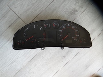 Audi a4 b5 instrument panel vdo 8d0919930d, фото