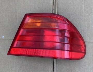Tail light right rear mercedes e class w210, фото