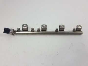 Bmw 5 f10 550i n63b44a fuel rail 7547600, фото