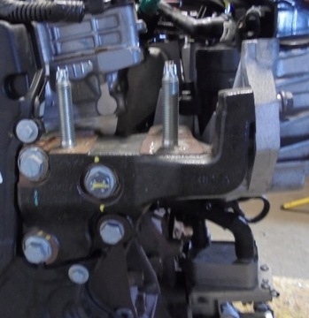 Mondeo mk5 2. 0tdc bracket fasteners motor ds7q6030bd, фото