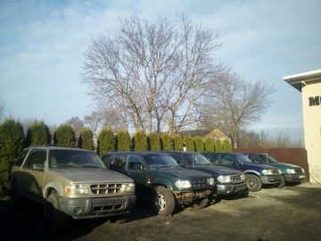 Водяной насос Ford Explorer 4.0 V6 SOHC 2000 г.