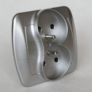 Серебряная розетка AGZ2/26 Simon Акорд Контакт-Симон