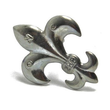Lilijka harcerska ZHP na drutach 30 mm - SREBRNA