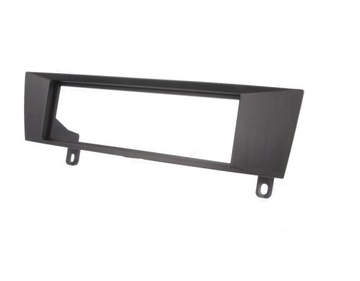 ADAPTER RAMKA MONTAŻOWA BMW 1 E81 / 3 E90 DO RADIA