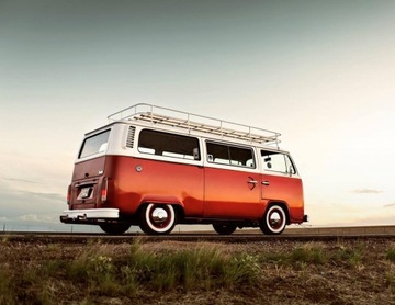 Tapicerki Przednie Czarne Komplet VW Bus T2 B