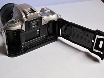 КАМЕРА NIKON F55 — корпус