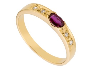 КОЛЬЦО ИЗ ЖЕЛТОГО ЗОЛОТА с РУБИНОМ И 4 БРИЛЛИАНТАМИ